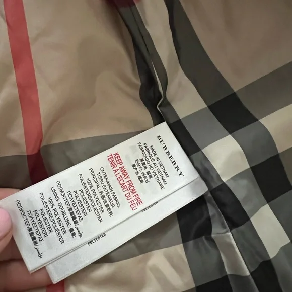 Burberry jacket 3y - Picture 6 of 6